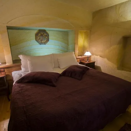 Fresco Cave Cappadocia 4* אורגופ