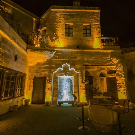 Fresco Cave Cappadocia מלון אורגופ