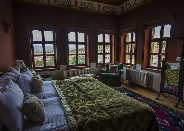 卡帕多西亚弗雷斯科窟套房酒店 酒店 于尔居普